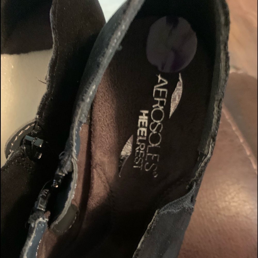 Shoe